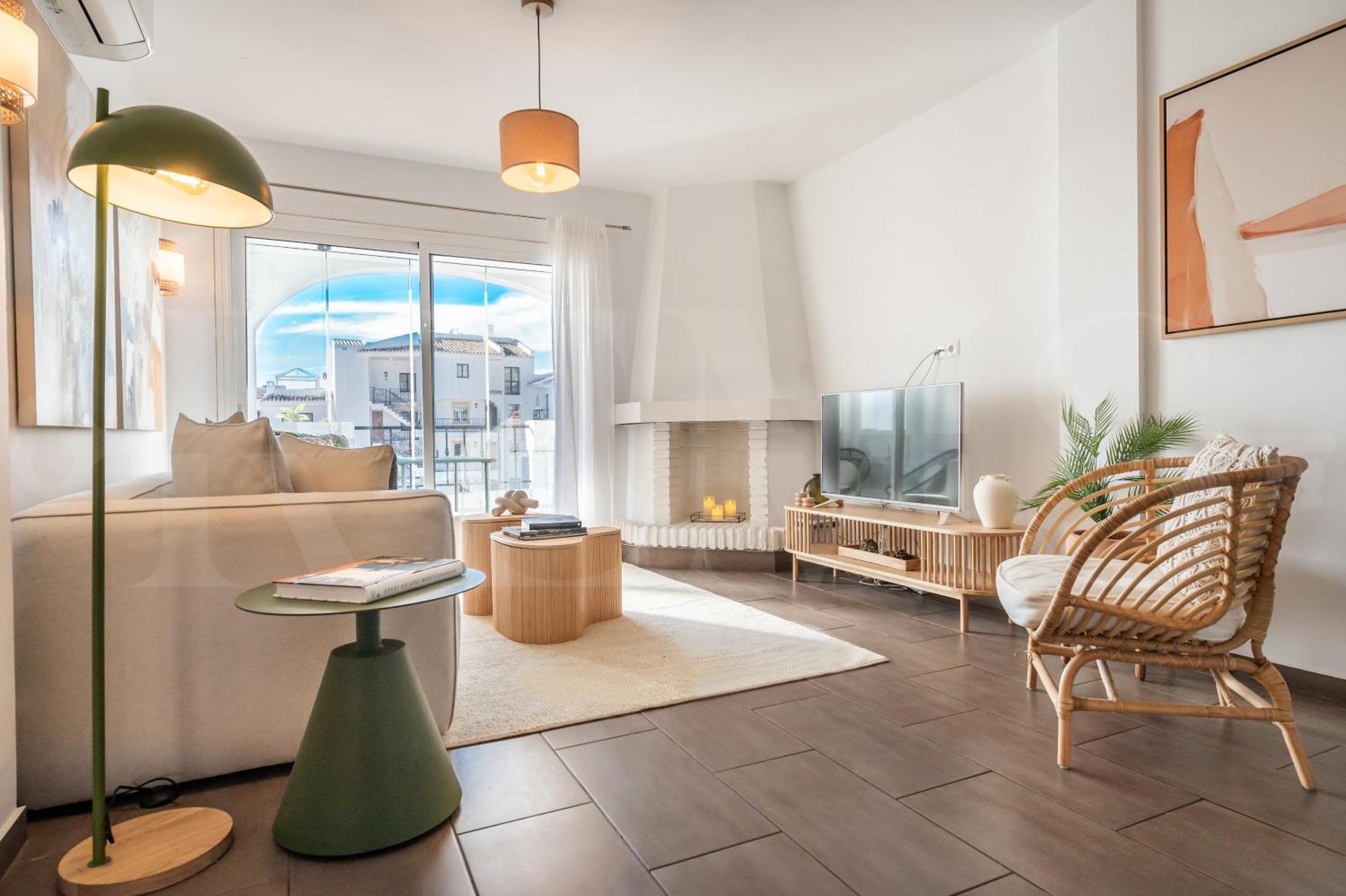 Appartement Pool, Sea Views & Parking By Rems Mijas